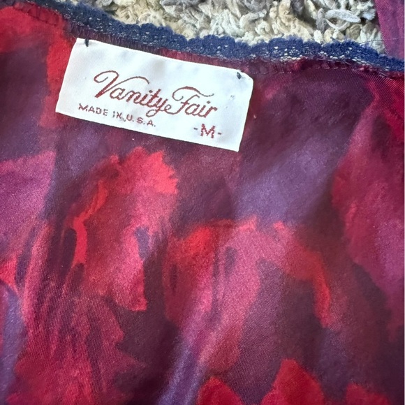Vanity Fair Red & Blue Satin Chemise – Size M - Picture 3 of 5
